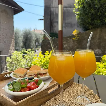 Casa Zuino بيت للعطل غارنانو