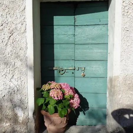 Casa Zuino Holiday home *